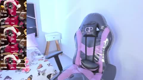 Geminis online show from January 10, 1:41 pm