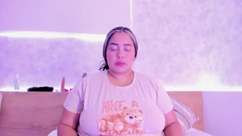 Snapshot of geminis_muentes chatting on January 20, 12:25 am geminis muentes online show from January 20, 12:25 am