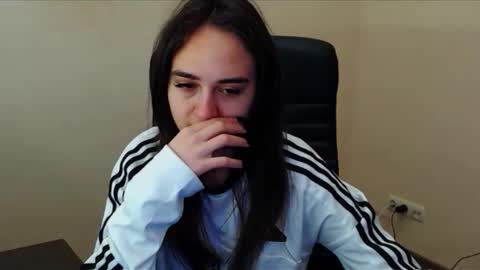 Gemma online show from April 8, 5:29 am