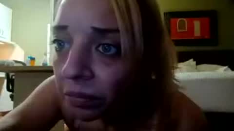 Snapshot of gemstone445 chatting on July 7, 10:19 am gemstone445 online show from July 7, 10:19 am