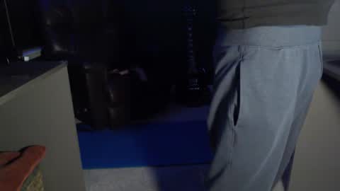 Snapshot of generalbliss chatting on February 18, 3:31 am generalbliss online show from February 18, 3:31 am