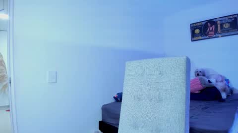 genesiis1 online show from March 12, 11:33 pm