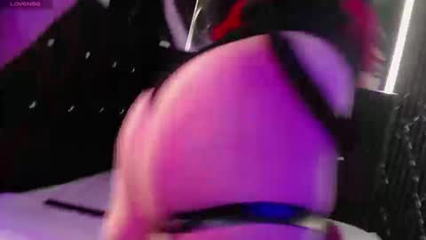 Snapshot of genesisrea__ chatting on October 21, 8:53 pm genesisrea__ online show from October 21, 8:53 pm