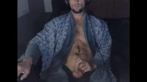 Snapshot of genie_lamps chatting on March 5, 10:21 pm Edouard online show from March 5, 10:21 pm