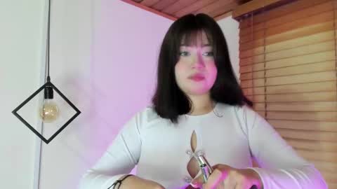 Sofia online show from December 17, 3:34 am