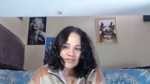 Snapshot of gensesisex chatting on February 2, 5:44 pm gensesisex online show from February 2, 5:44 pm