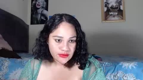 Snapshot of gensesisex chatting on February 17, 1:35 am gensesisex online show from February 17, 1:35 am