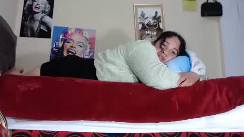 Snapshot of gensesisex chatting on February 21, 6:25 am gensesisex online show from February 21, 6:25 am