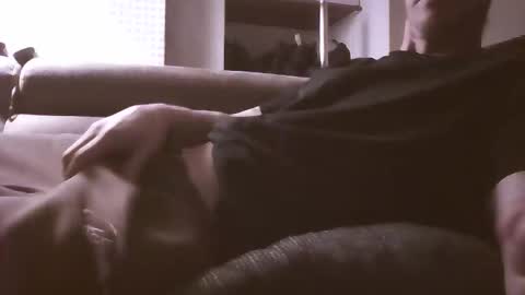 Snapshot of gentle_julian chatting on March 17, 10:57 pm gentle_julian online show from March 17, 10:57 pm