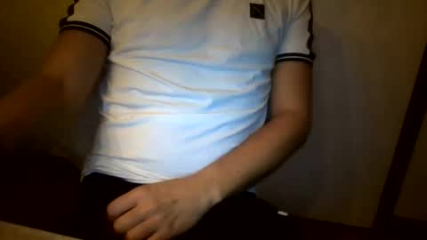 Snapshot of gentlecamdutch chatting on September 11, 6:41 pm Gentlecamdutch online show from September 11, 6:41 pm