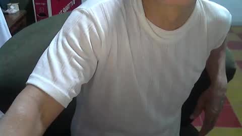 Genuino online show from April 12, 3:44 am