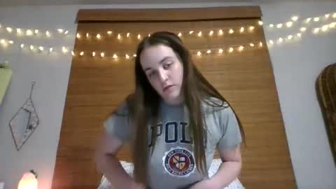 genzfucktoy online show from September 9, 5:40 am