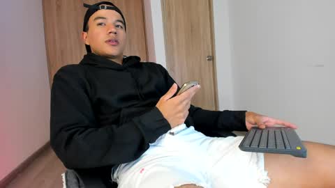 Jorge online show from June 5, 2:40 am