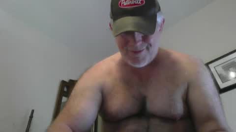 Snapshot of georgiagooner chatting on October 12, 12:20 am ProudGooner online show from October 12, 12:20 am