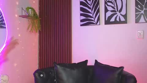 Snapshot of georgina_caruso chatting on March 11, 11:59 pm Georgina Caruso online show from March 11, 11:59 pm