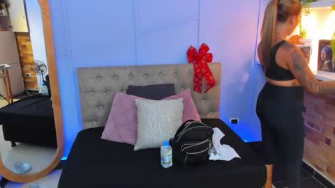 Georgina Coule online show from December 19, 6:23 pm