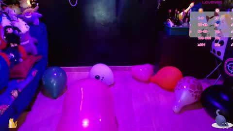 Snapshot of georgina_moon chatting on March 8, 1:14 am Vicky online show from March 8, 1:14 am