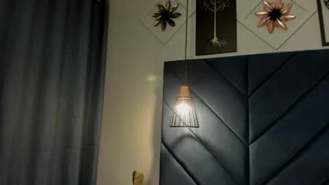 Snapshot of georgina_sensuelle chatting on June 7, 11:03 am Georgina online show from June 7, 11:03 am