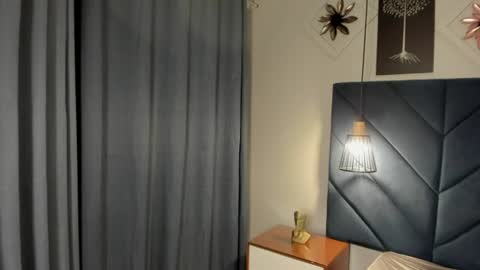 Snapshot of georgina_sensuelle chatting on June 13, 10:46 am Georgina online show from June 13, 10:46 am