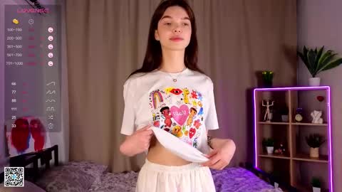 Snapshot of georginaarness chatting on February 15, 2:44 pm Georgina online show from February 15, 2:44 pm