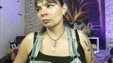 Georgina  online show from September 14, 4:44 am