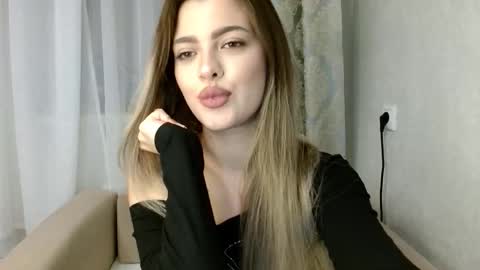 Snapshot of gerda_bloempje chatting on October 16, 12:22 am Gerda online show from October 16, 12:22 am