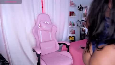 Snapshot of gerginaxxx_ chatting on April 22, 8:43 pm gerginaxxx_ online show from April 22, 8:43 pm