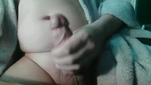 Snapshot of germ27 chatting on November 11, 6:57 am germ27 online show from November 11, 6:57 am