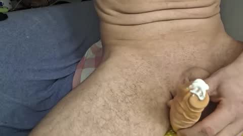 A  A online show from February 11, 3:40 am