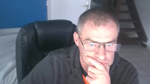 Snapshot of geronemo62 chatting on October 13, 3:56 pm geronemo62 online show from October 13, 3:56 pm