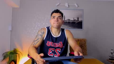 Snapshot of gerson_zt chatting on September 16, 6:53 pm im Gerson online show from September 16, 6:53 pm