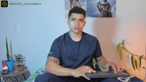 Snapshot of gersonzt chatting on June 7, 8:23 pm Im Gersonzt online show from June 7, 8:23 pm