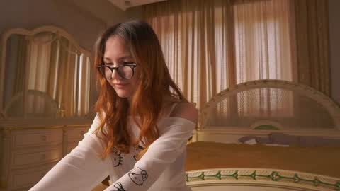 Kristy online show from May 28, 9:17 am