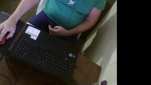 Snapshot of gethyn chatting on January 2, 5:18 pm Gethyn online show from January 2, 5:18 pm