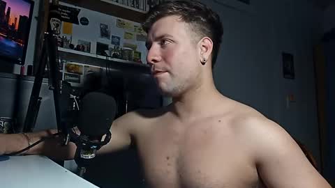 Snapshot of gferrari1996 chatting on September 17, 6:48 am gferrari1996 online show from September 17, 6:48 am