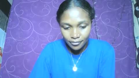 gggloria online show from April 30, 6:20 am