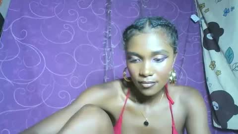 gggloria online show from May 2, 7:13 am