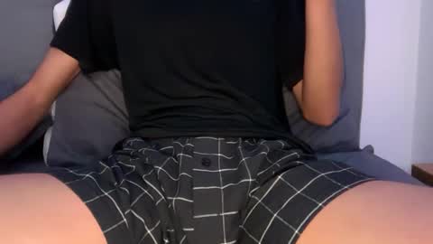 gh0st_boy_ online show from October 2, 1:23 am