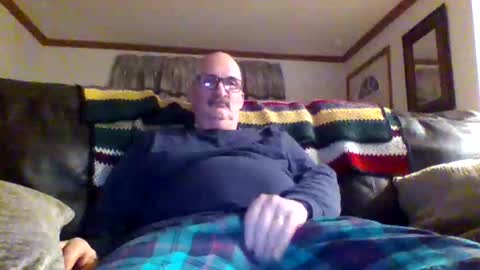 Snapshot of ghost2534 chatting on March 11, 2:43 am ghost2534 online show from March 11, 2:43 am