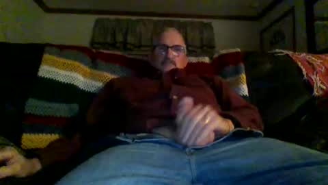 Snapshot of ghost2534 chatting on October 25, 1:02 am ghost2534 online show from October 25, 1:02 am