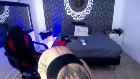 Snapshot of ghost__girl_ chatting on October 1, 7:31 pm Your Girl  online show from October 1, 7:31 pm