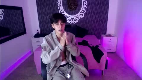 Snapshot of ghost__girl_ chatting on October 25, 5:37 am Your Girl  online show from October 25, 5:37 am
