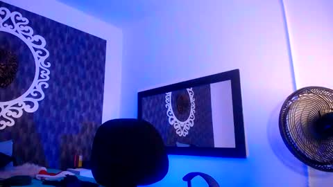 Your Girl  online show from December 15, 6:12 pm