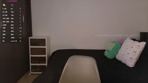 Snapshot of ghost_girl20 chatting on October 13, 9:48 pm Im Jenn Next stream Monday - start -5 GMT online show from October 13, 9:48 pm