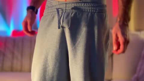 big boy ghost face online show from October 6, 12:52 am