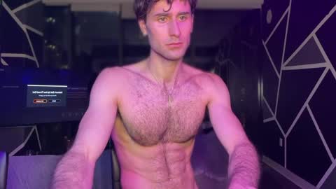 big boy ghost face online show from December 17, 2:28 am