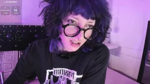 Allison  online show from February 9, 8:13 pm