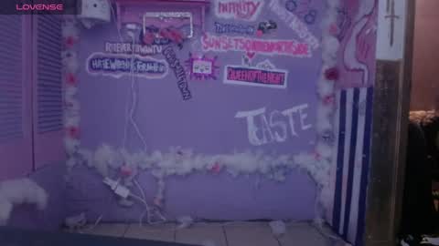 ghxstface23 online show from April 23, 6:25 am