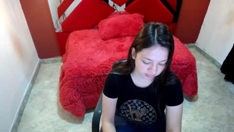 Snapshot of gia_atm chatting on February 10, 2:59 pm Gia atm online show from February 10, 2:59 pm