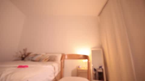 Leo online show from November 24, 10:53 pm